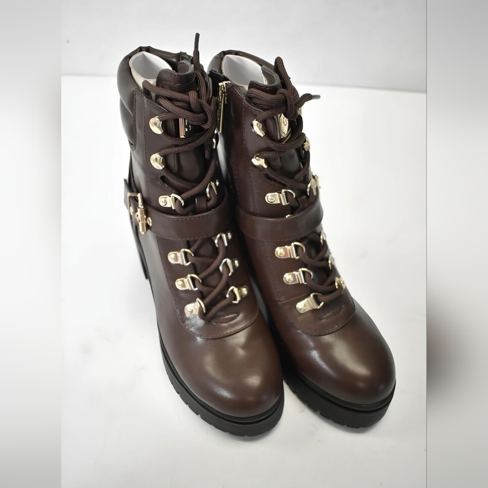 ⭐️⭐️⭐️⭐️⭐️??GUESS Boots 🥾🥾 - Picture 5 of 6